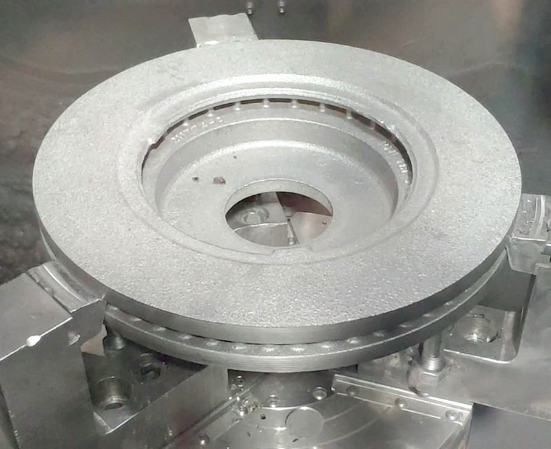 圖7 剎車(chē)盤(pán)裝夾方式